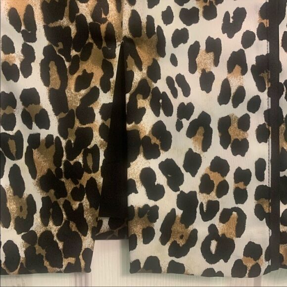 White House Black Market A-line Leopard Skirt - Picture 4 of 9